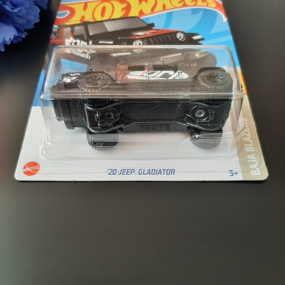 Hot Wheels '20 Jeep Gladiator Black 2022 Baja Blazers Diecast Collection - Picture 8 of 10